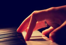 开云体育:足协领导为国足西征送行 “拿分回家”是最低目标.